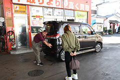 荒市レンタカー貸出手順見送り