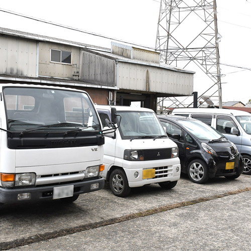 株式会社丸万自動車工業